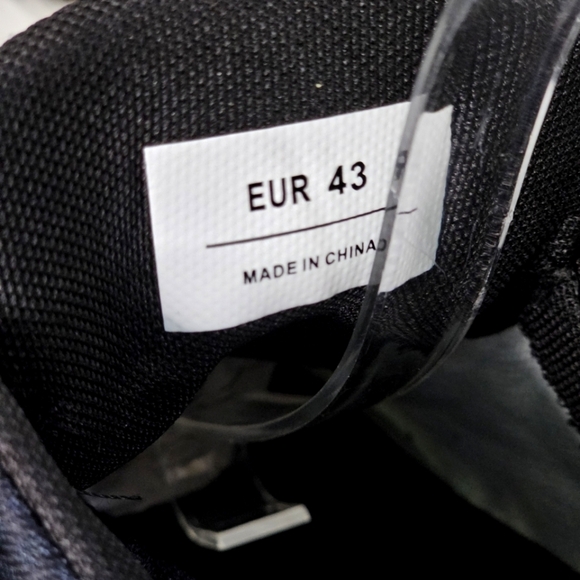 Men’s Gothic ✦ Skull Sneakers ✦ Black White Canvas Lace-Up Alt-Core Shoes NWT 10 - Picture 12 of 17